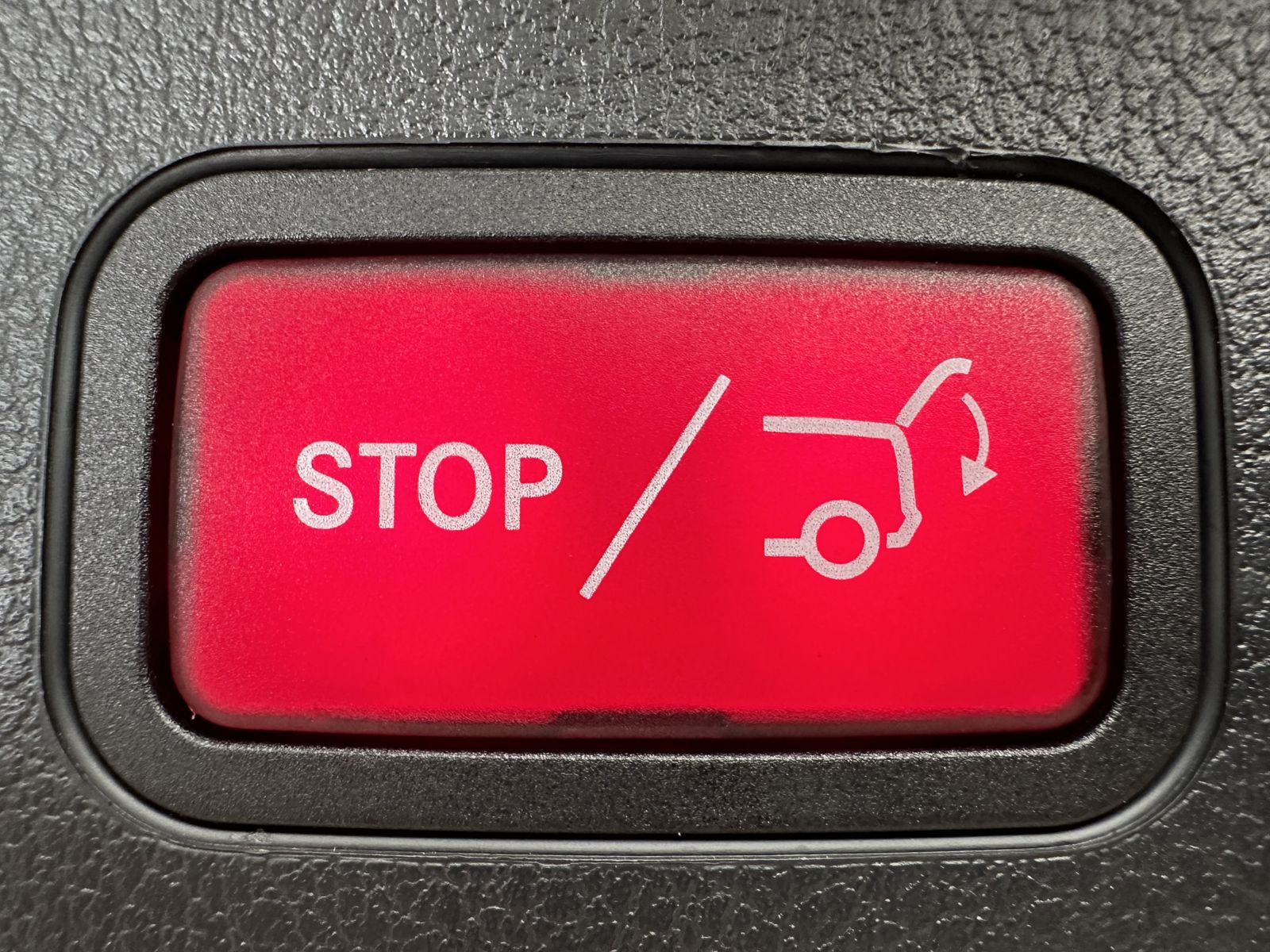 Fahrzeugabbildung Mercedes-Benz GLB 200d AMG-Line NAV+LED+AHK+KAM+WIDE+19ZO+1HD