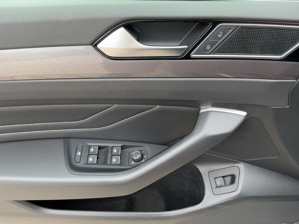 Volkswagen Passat Alltrack - Bild 16