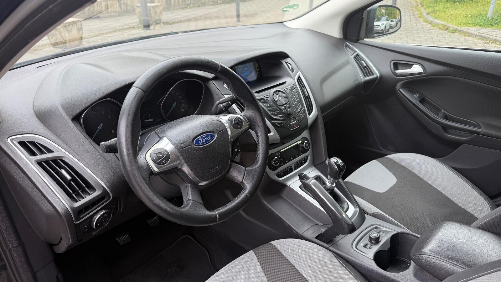 Ford Focus Turnier 1.0 EcoBoost Champions Edition