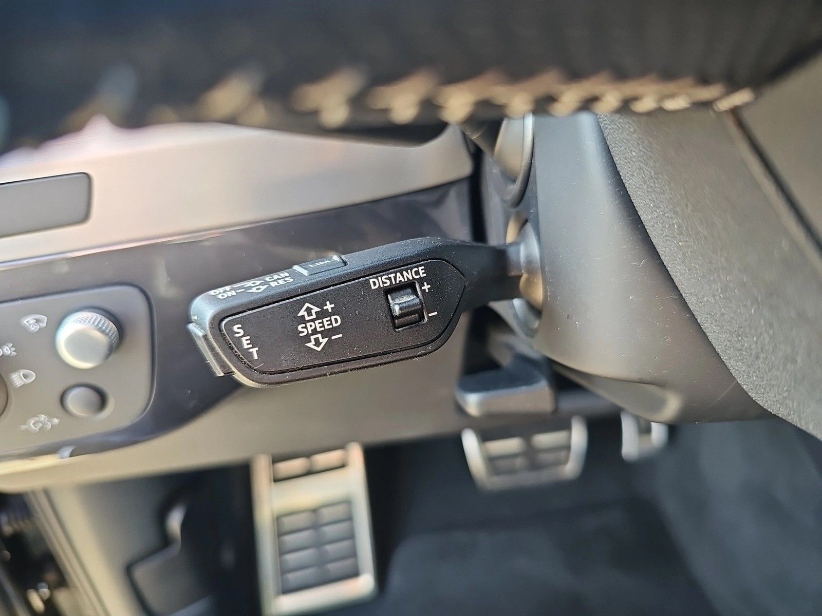 Fahrzeugabbildung Audi Q7 50  S-Line TDI quattro LED LUFT STHG VC HUD A