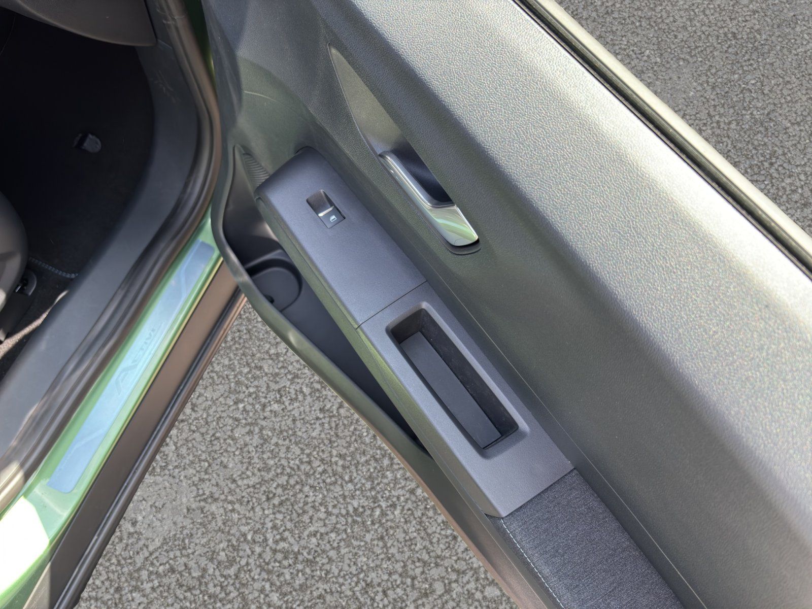 Fahrzeugabbildung Ford Tourneo Courier eMotor BEV Active