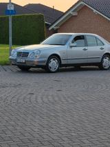 Mercedes-Benz W210 E320 V6 - Mercedes-Benz E-Klasse: W210