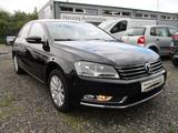 Volkswagen Passat Lim. Comfortline BlueMotion - Volkswagen Passat aus 2011: Bluemotion