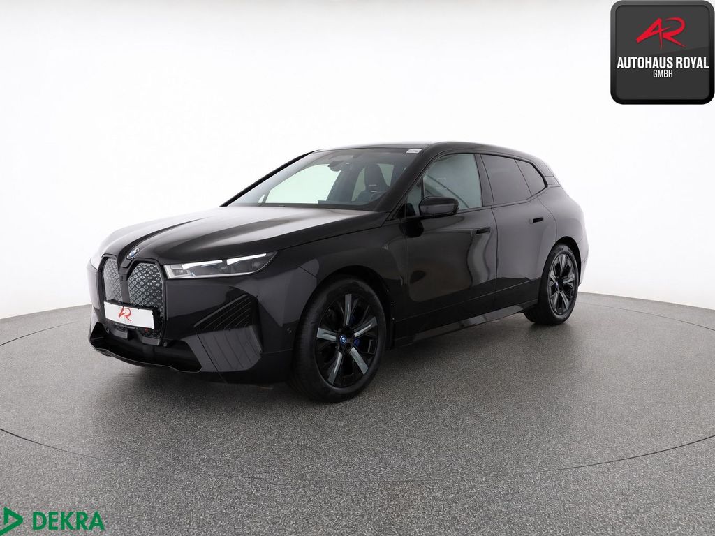 Image of BMW iX