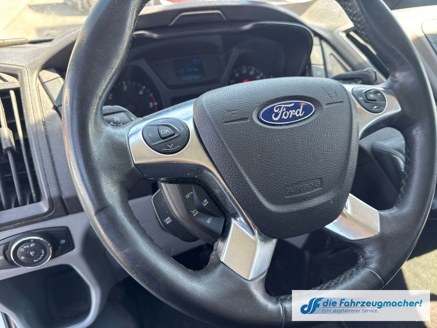 Fahrzeugabbildung Ford Transit Kombi 350 L3 Trend 2.2 TDCi DPF *1571 *K