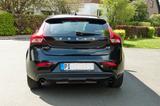 Volvo V40 T2 Kinetic You!AHK*Bi-Xenon*Sitzhzg*Tempomat - Volvo V40 Gebrauchtwagen in Hamburg