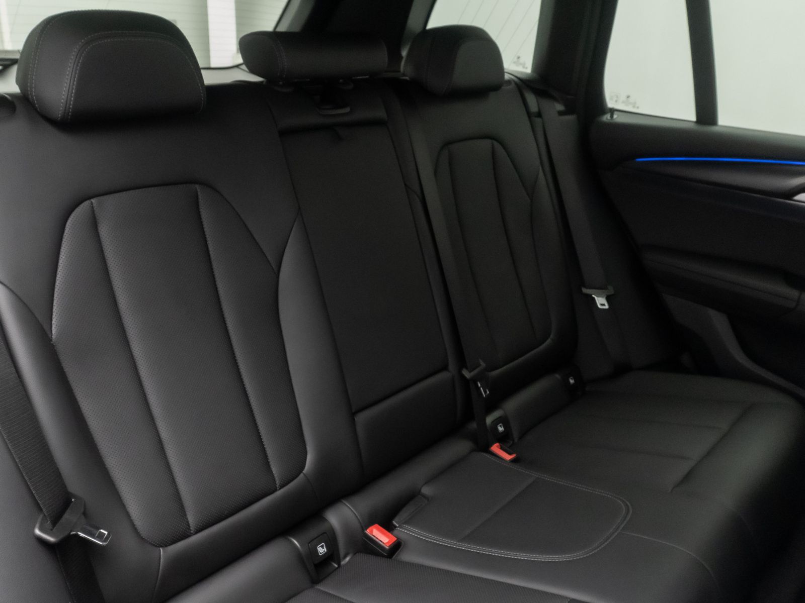 Fahrzeugabbildung BMW X3 xD30d M Sport 360° DAB AHK Lenkradheizung 19"