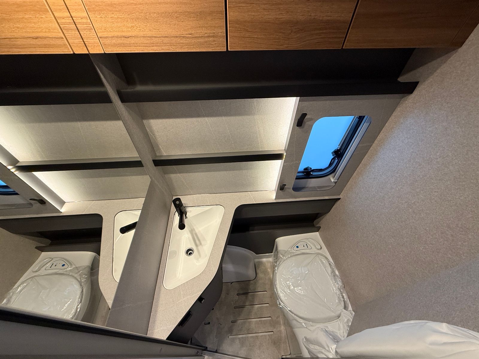 Fahrzeugabbildung HYMER / ERIBA / HYMERCAR Novaline 495 - Modell 2026 - 3.719€ sparen!