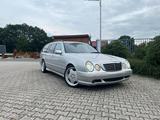Mercedes-Benz Mercedes E55 AMG W210 T-Modell - Mercedes-Benz E-Klasse: 210
