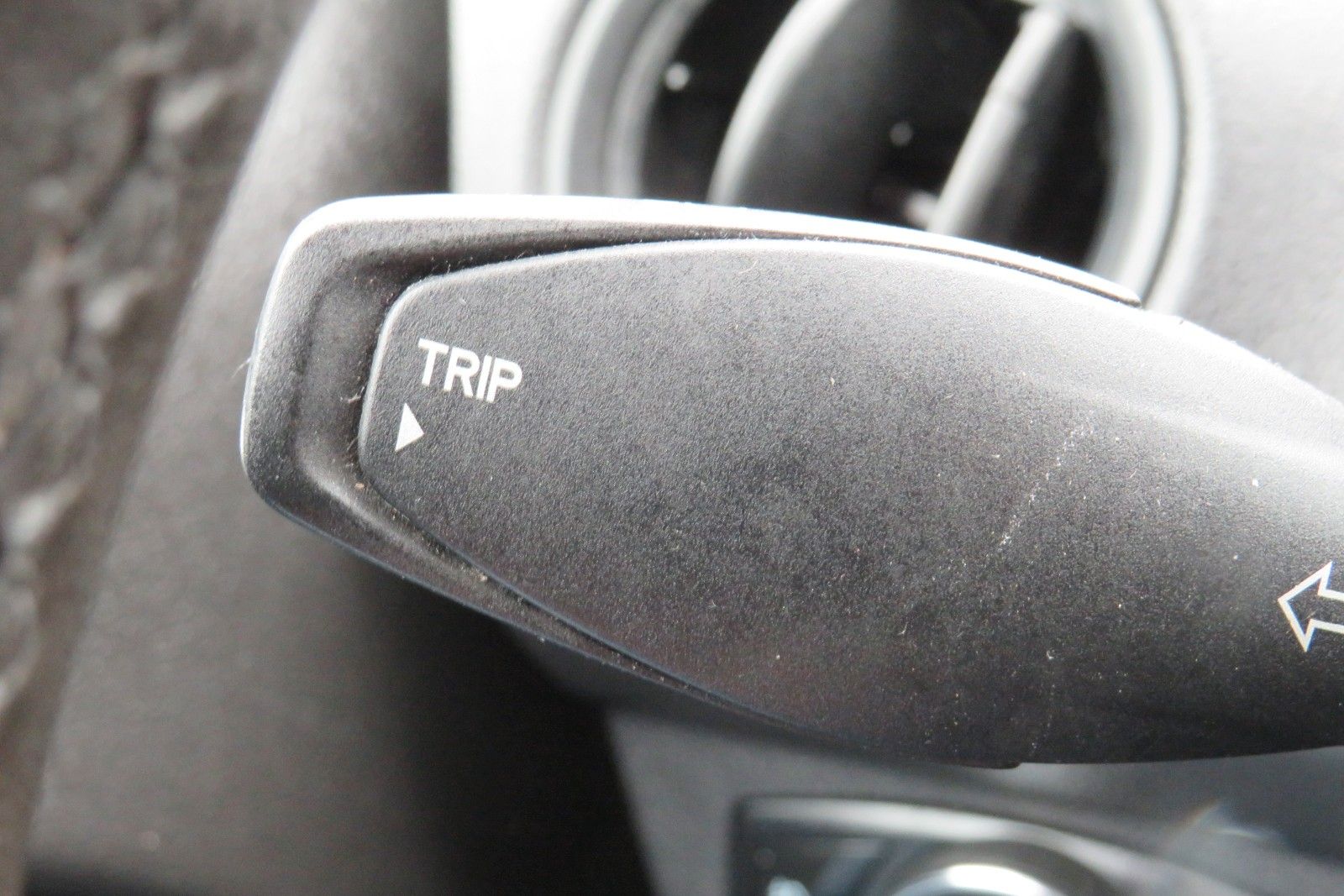 Fahrzeugabbildung Ford Transit Courier TREND NAVI SCHECKHEFT 1.HD