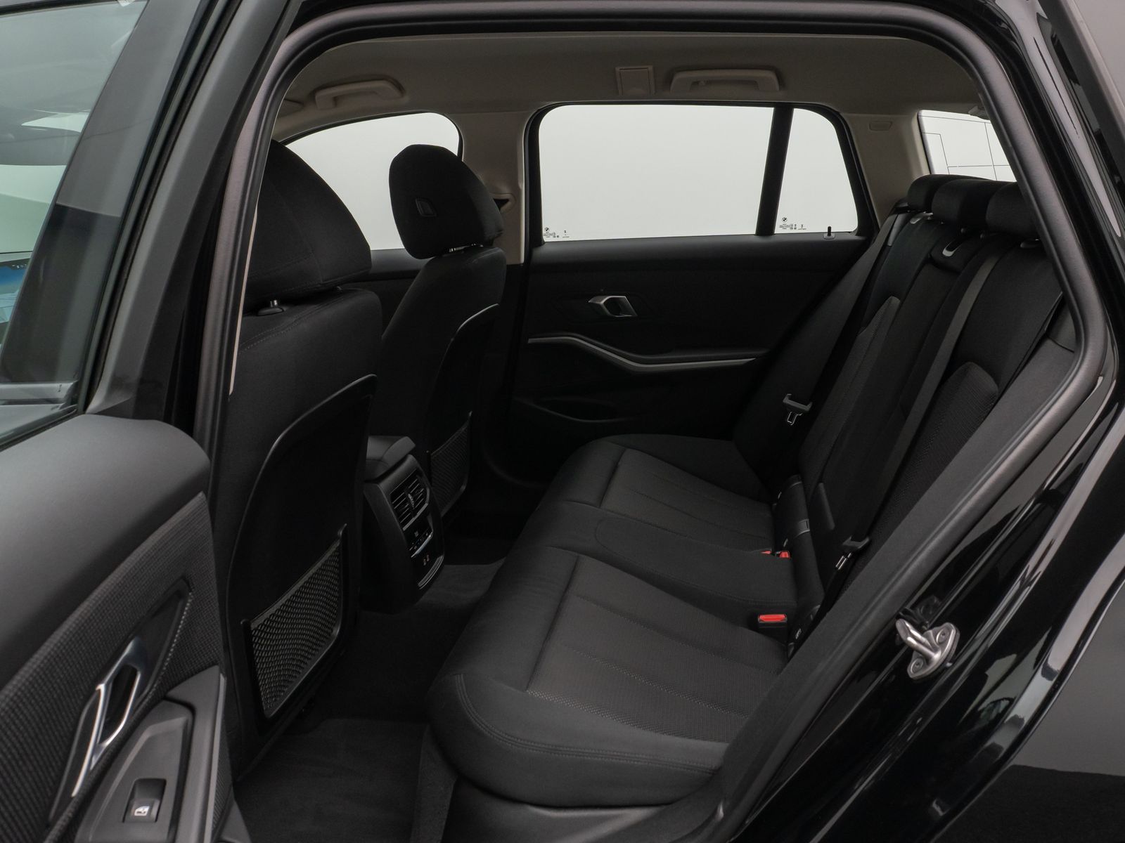 Fahrzeugabbildung BMW 320d xD  Kamera DAB MSport Fernlichtassis 18Zoll