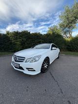 Mercedes-Benz E 220 CDI 7G Triptronic AMG Sportpaket TÜV NEU - Mercedes-Benz E 220: Cdi Sport