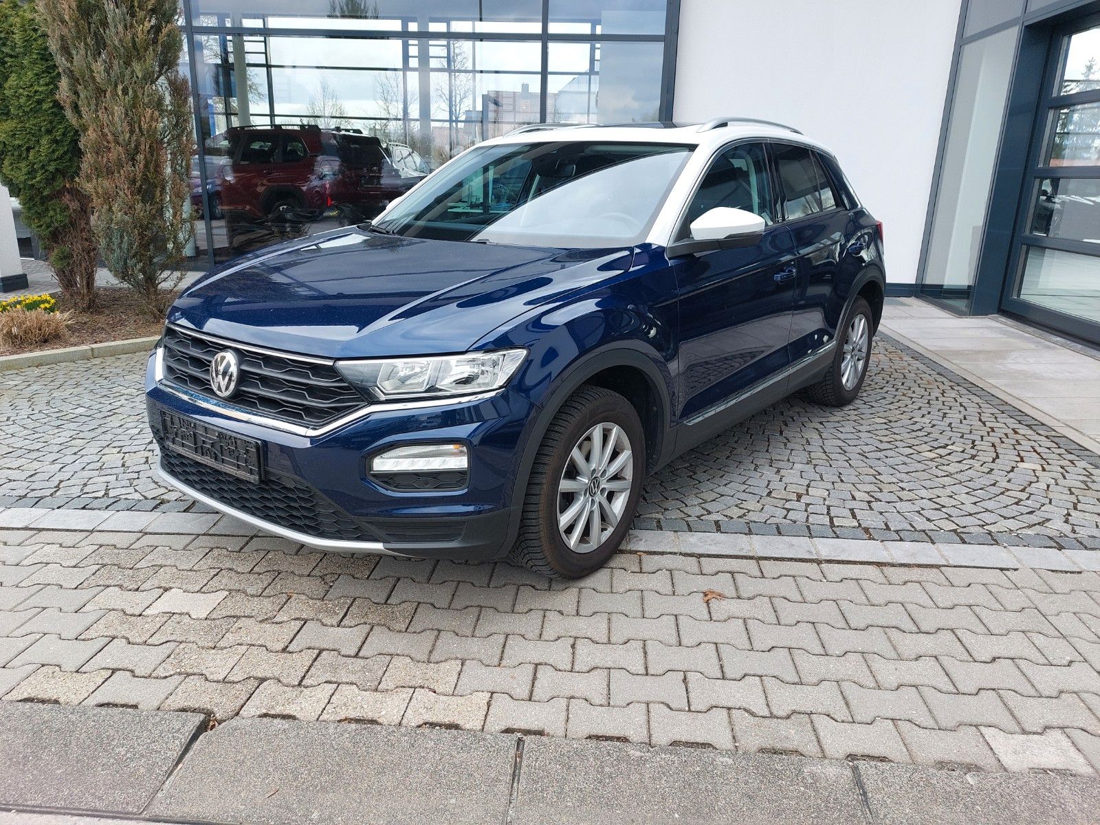 VW T-Roc 1.5 TSI IQ.DRIVE ACC RFK Pano DAB