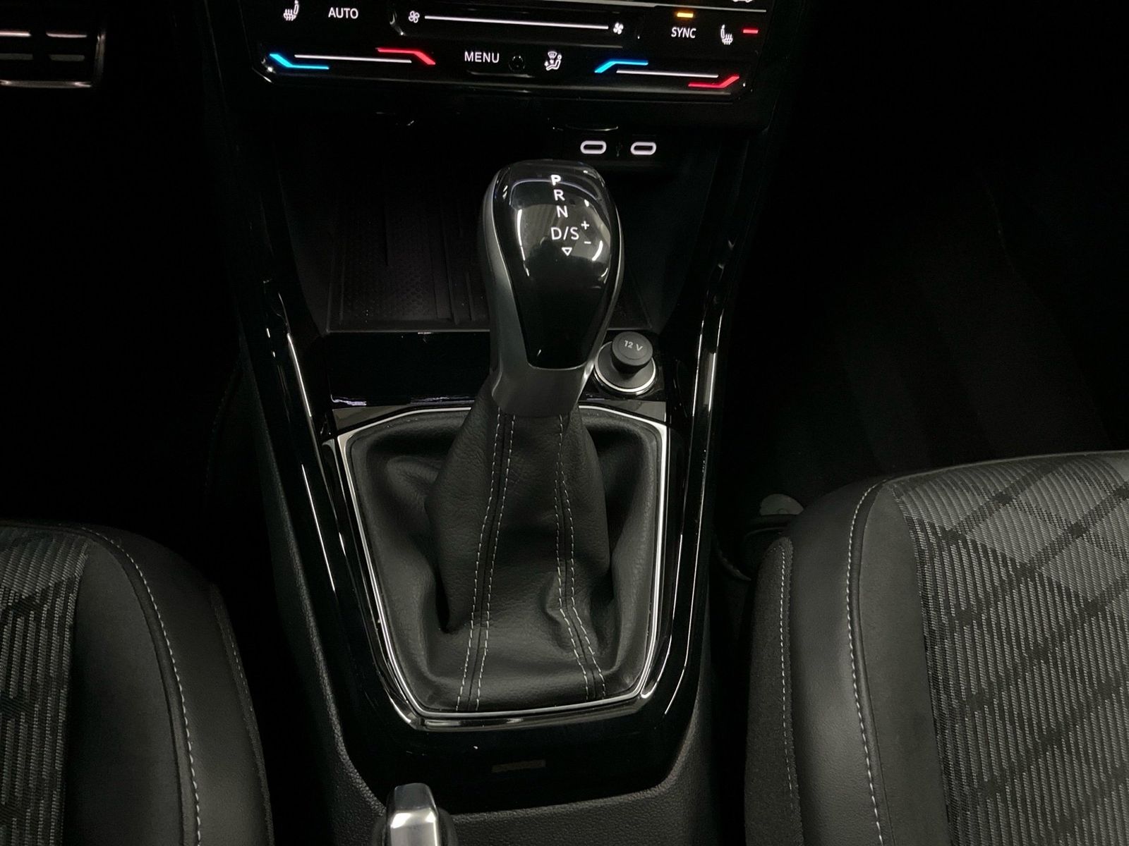 Volkswagen T-Cross - Bild 15