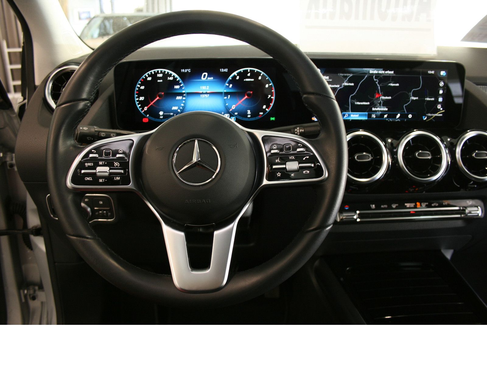Fahrzeugabbildung Mercedes-Benz B 180 Progressive Automatik *MBUX High-End-Paket