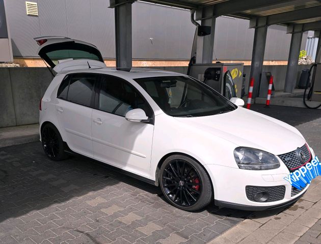 Volkswagen Golf 5 GTI/ FSI TURBO / DSG / Volleder