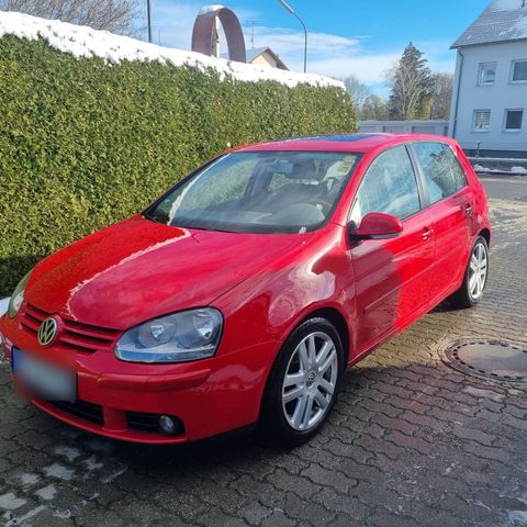 Volkswagen Golf 5 2.0TDI Exclusive Holzlenkrad voll