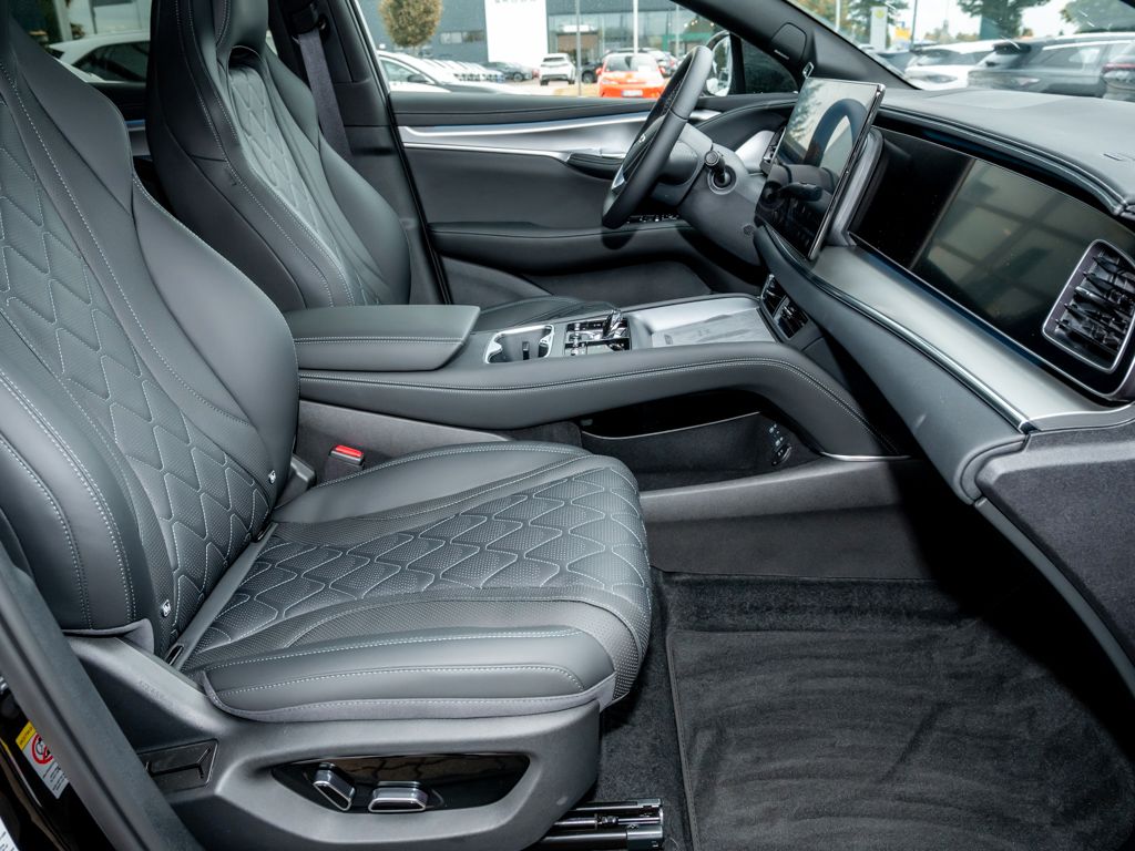 BYD SEALION 7
