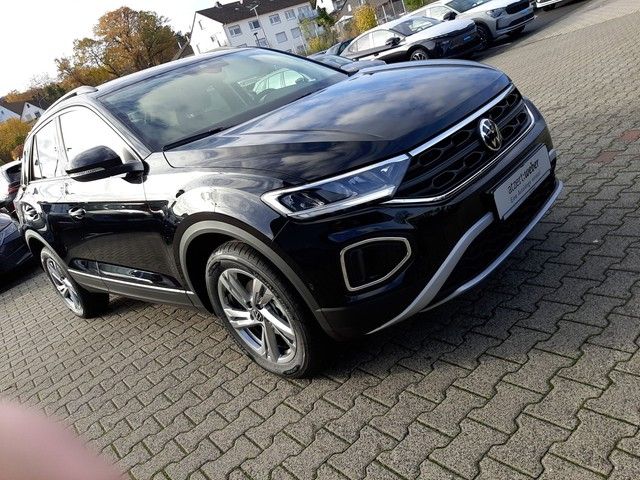 Fahrzeugabbildung Volkswagen T-Roc Life 1.5 TSI DSG Kamera LED ACC SitzHz