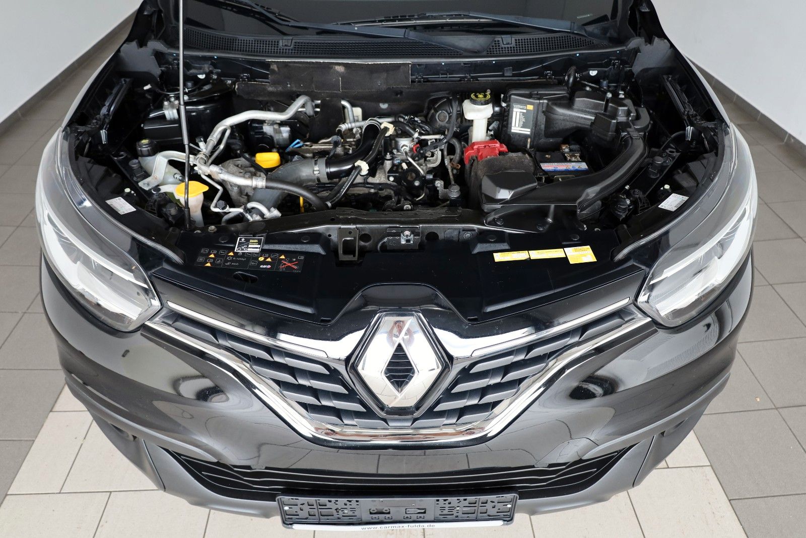 Fahrzeugabbildung Renault Kadjar Life Klima,AHK,8 fach bereift