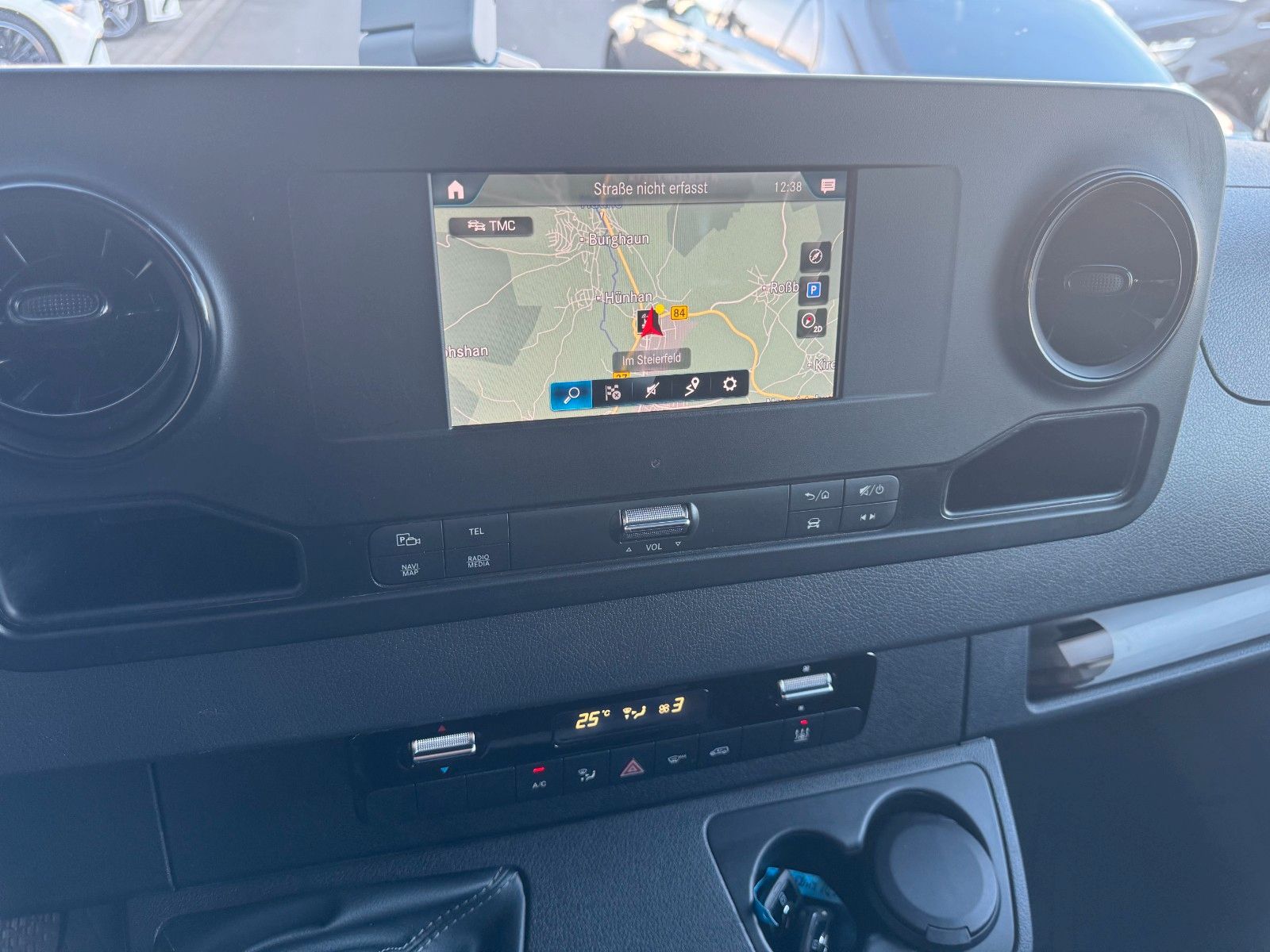 Fahrzeugabbildung Mercedes-Benz Sprinter 519 CDI DoKa/Mixto Stdheiz AHK3,5to