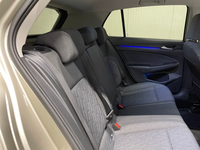 Golf VIII Move 1.0 eTSI DSG SHZ PDC ACC