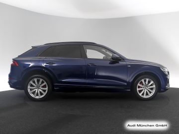 Audi Q8 - 7