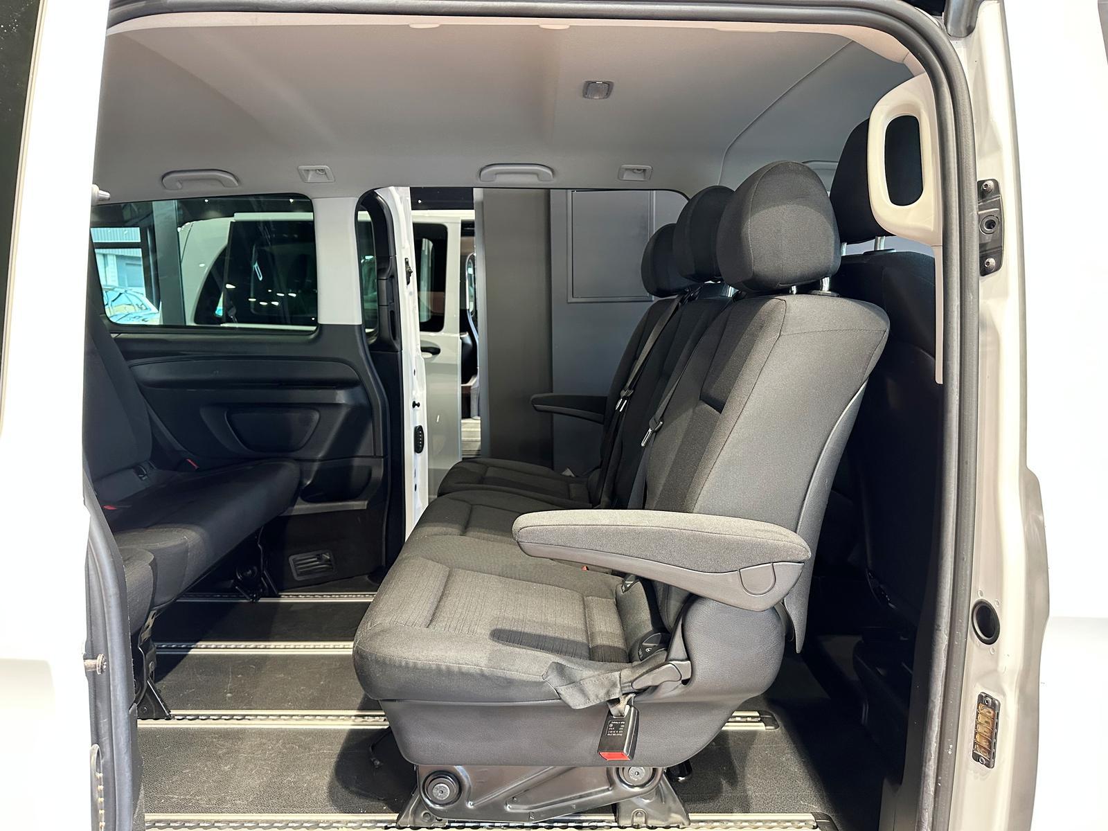 Mercedes-Benz VITO TOURER 114 4X4 LANG 2xSCH-TÜR 8SITZE STANDH