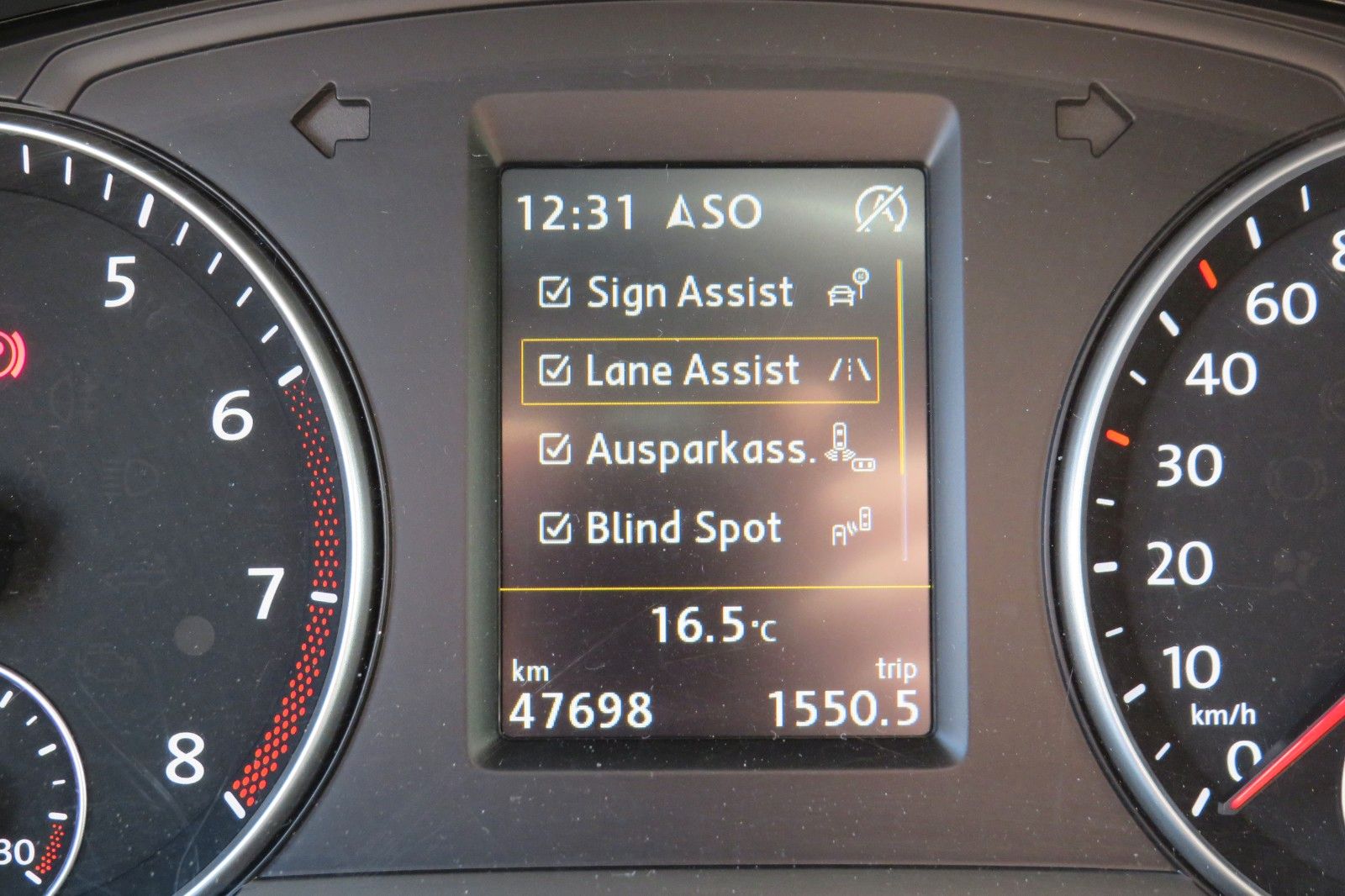 Fahrzeugabbildung Volkswagen Sharan Highline 7-SITZE AHK NAVI ACC 1.HAND