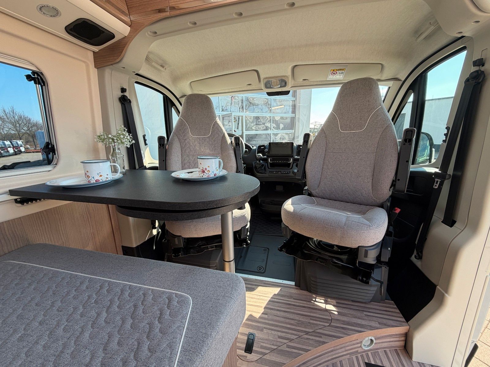 Fahrzeugabbildung Malibu Van compact 600 LE