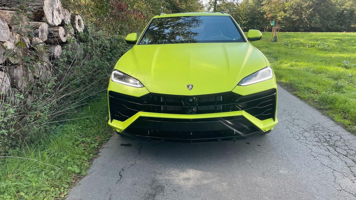 Lamborghini URUS SE+AD PERSONAM+MATT+B&O+23"+PANO+MASSAGE