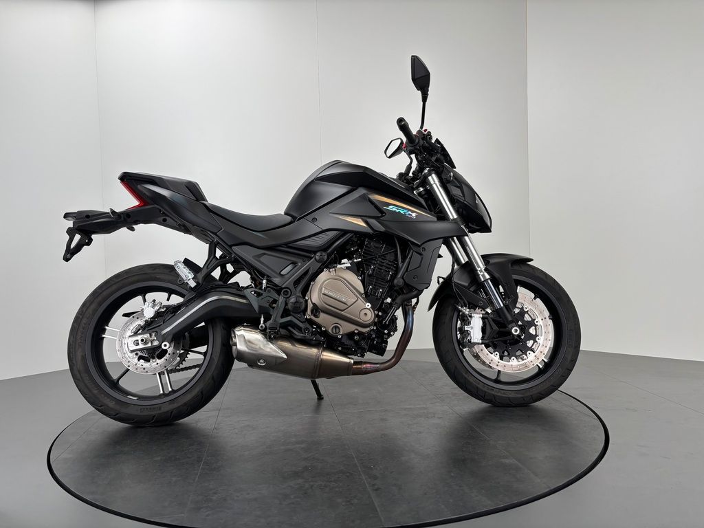 Fahrzeugabbildung QJ Motor SRK 700 *A2-TAUGLICH *WENIG KILOMETER *1.HAND