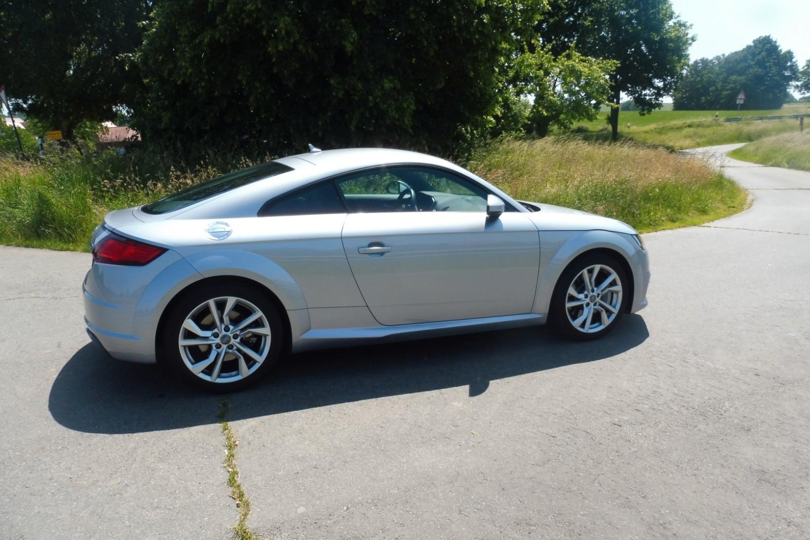Audi TT Coupe 45 TFSI quattro  S-tronic. neuwertig