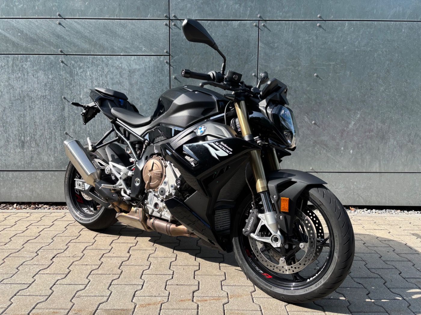 Fahrzeugabbildung BMW S 1000 R Komfortpaket, Dynamikpaket