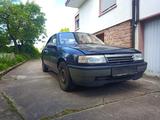 Opel Vectra A 1.8 - gebrauchte Opel Vectra aus dem Jahr 1991