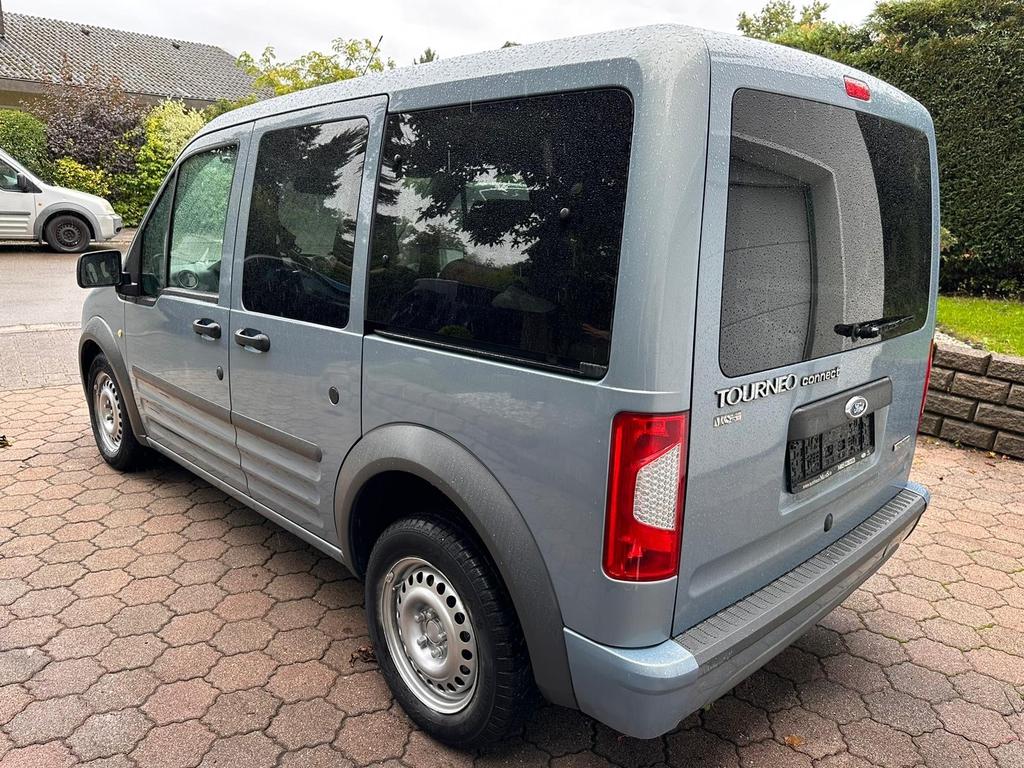 Ford Tourneo