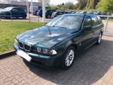 BMW 520 i Touring - BMW 520 aus 2002: Kombi