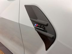 BMW M4 Competition / 510PS / SCHALENSITZE / CARBON/ BMW M4 Competition / 510PS / SCHALENSITZE / CARBON/