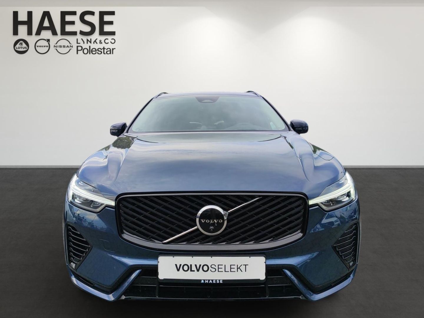 Volvo XC60 T6 Plus Dark AWD Luftfederung StandHZG AHK imagem 2