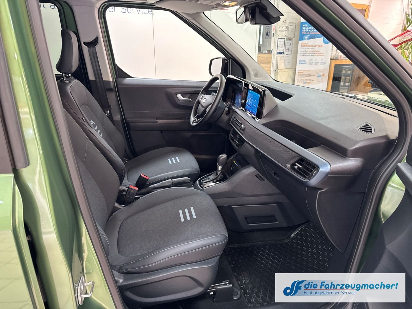 Fahrzeugabbildung Ford Tourneo Courier Active Navi ACC Klimaautom DAB S