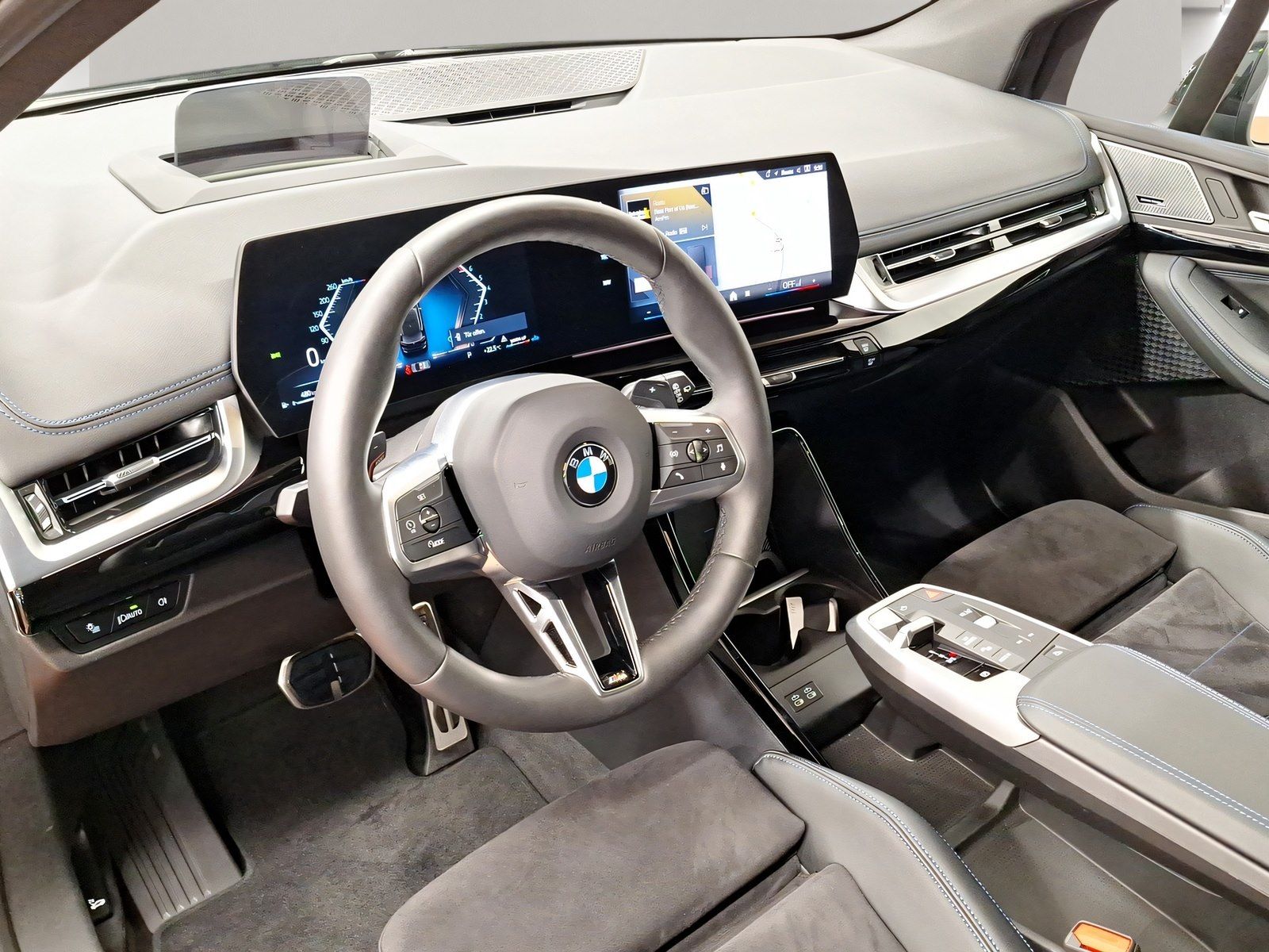 BMW 223 Active Tourer - Bild 4