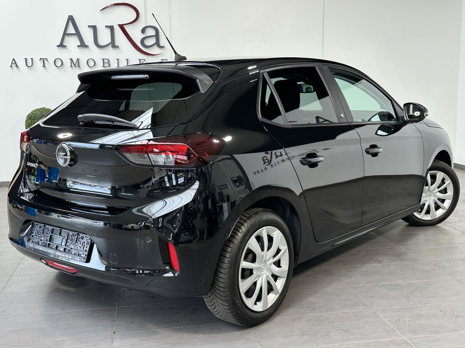 Fahrzeugabbildung Opel Corsa e Edition KOMFORT-PAKET+SHZ+EPH+16ZOLL+1HD