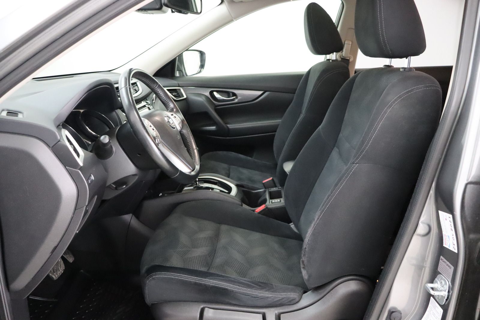 Fahrzeugabbildung Nissan X-Trail 1.6 dCi Automatik