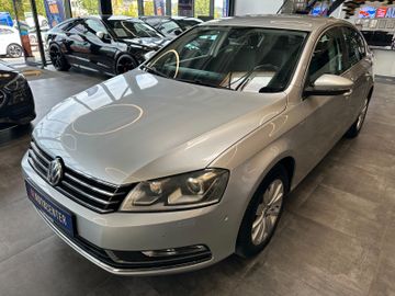 MYAUTOCENTER – Gebraucht- und Jahreswagen mit Werkstattservice in Pfaffenhofen Volkswagen Passat *ACC*NAV*AHK*PDC*SitzHZ*2-ZONEN*TotWinkel