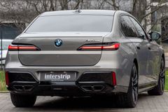 BMW M760 – 6 / 30