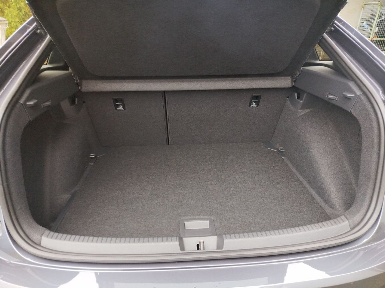 Fahrzeugabbildung Volkswagen Taigo R-Line 1.5 l TSI OPF 110 kW (150 PS)