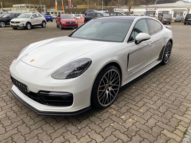 Porsche Panamera 4.0 GTS Bose Kamera 22 Zoll