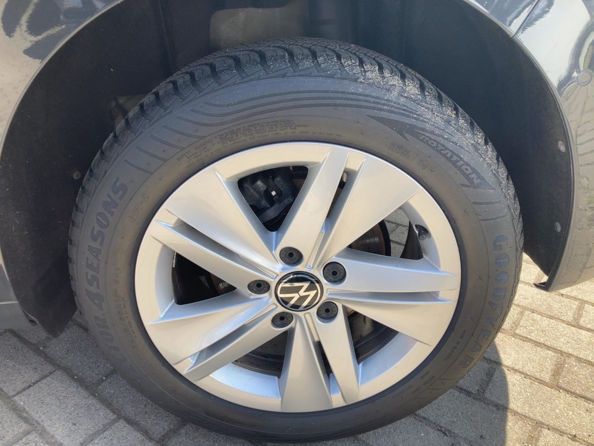 Volkswagen Golf - Bild 12