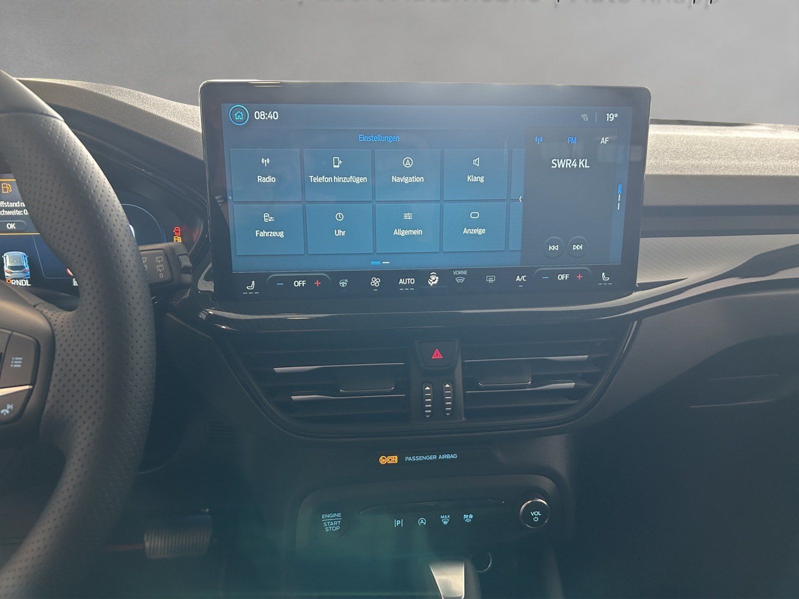 Fahrzeugabbildung Ford Focus 1.0 EcoBoost Mild-Hybrid ST-Line X S/S (EU
