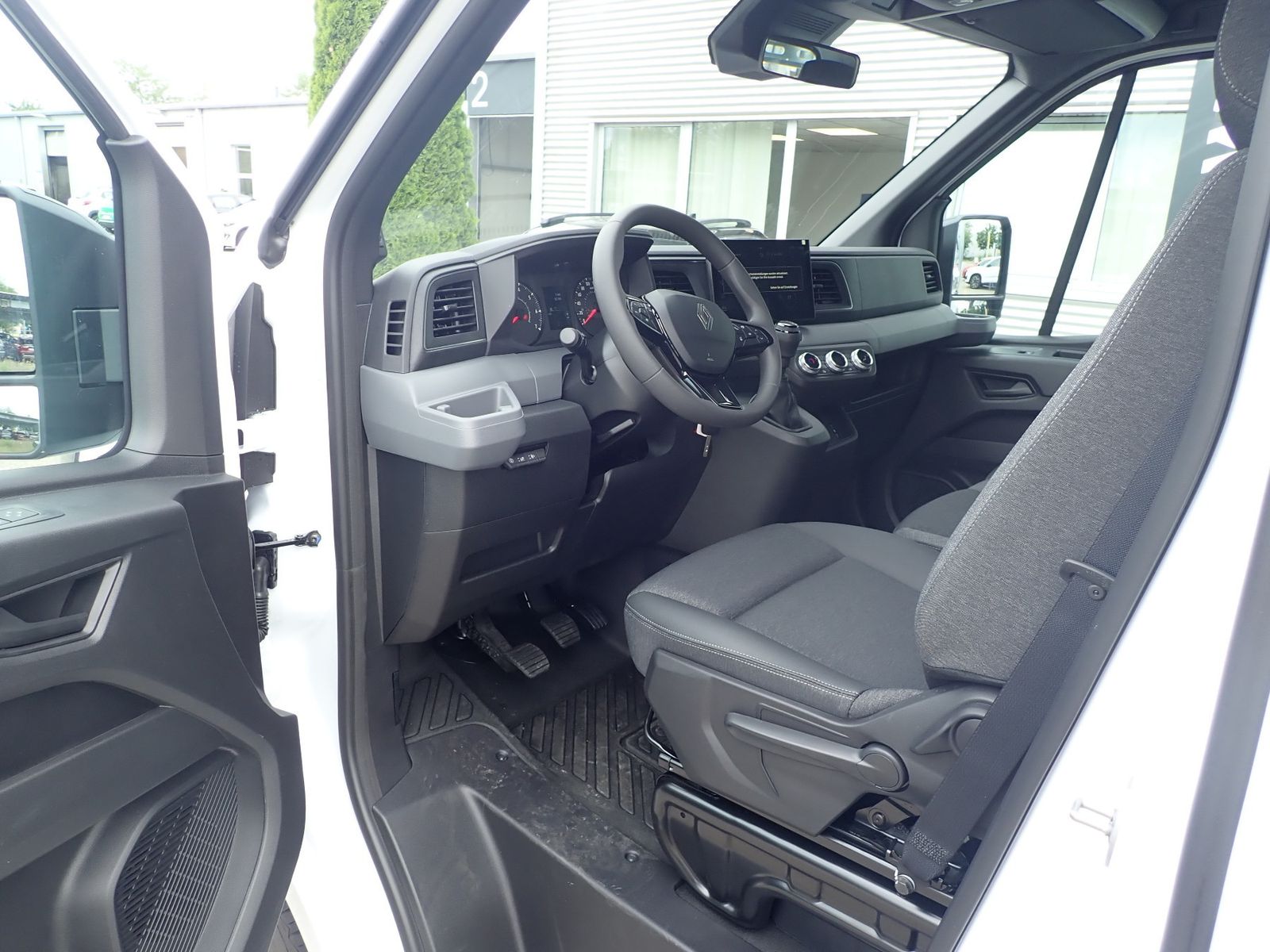 Fahrzeugabbildung Renault Master Werkseitige Umbauten FWD Fgst. Pritsche D
